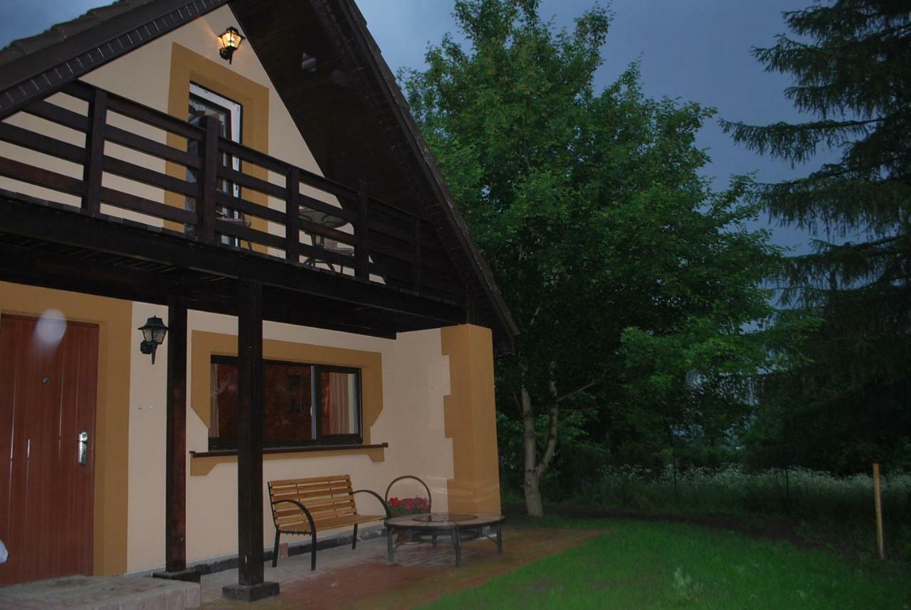 Domek Na Baszcie Klimatyzowany Леско Екстериор снимка